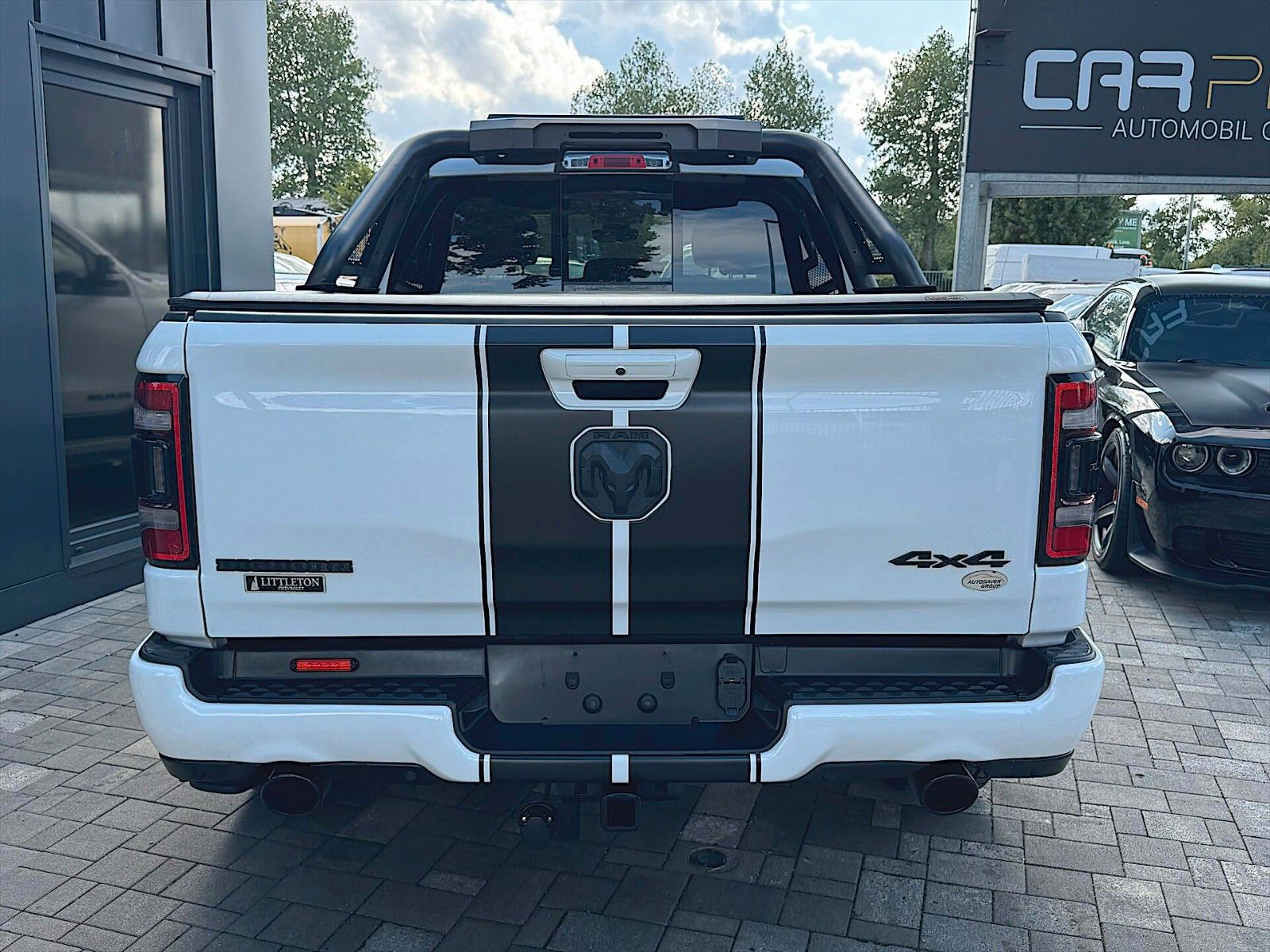 Fahrzeugabbildung Dodge RAM 5.7 V8 HEMI NightEdition Offroad 4x4 eTorque