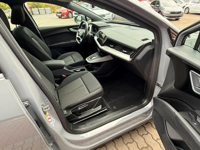 Audi Q4 e-tron 55 e-tron S-Line quattro, миниатюра 23