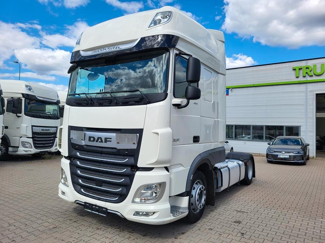 DAF XF480 Low Deck 4 Units on Delivery