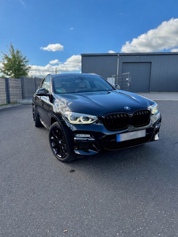 Image of BMW X4 M40