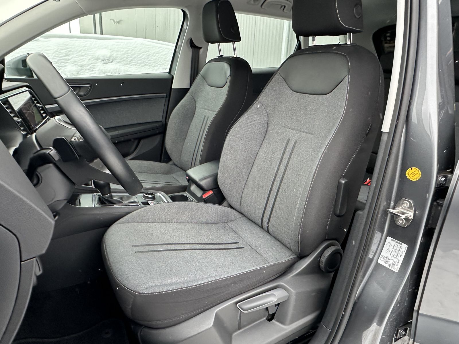 Fahrzeugabbildung SEAT Ateca 2.0 TDI DSG Style NAV+LED+AHK+ACC+VCOCK+SH