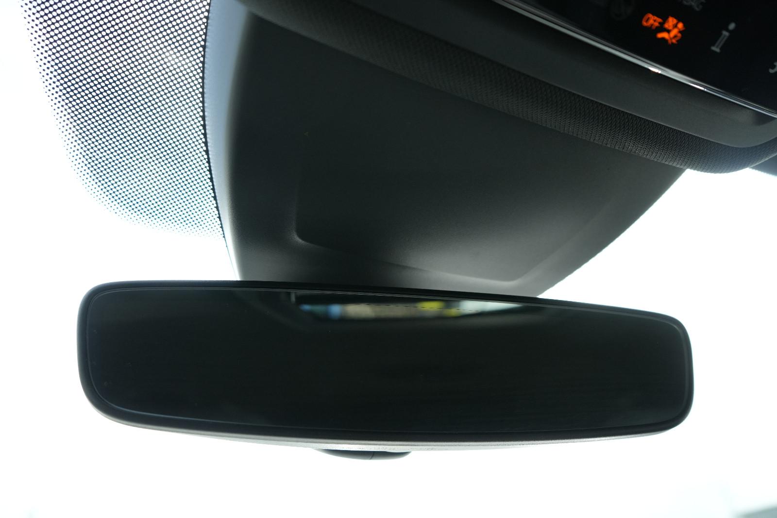 Volkswagen Golf VIII Lim. R-Line eTSI LED LHZ ACC DCC, миниатюра 22
