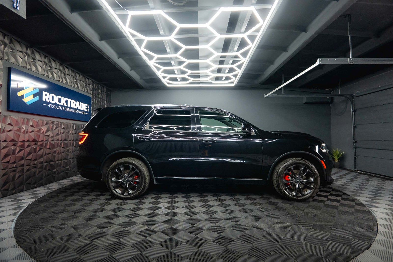 Fahrzeugabbildung Dodge Durango 3.6 V6 GT 4x4 SRT-Style Night Modell 22