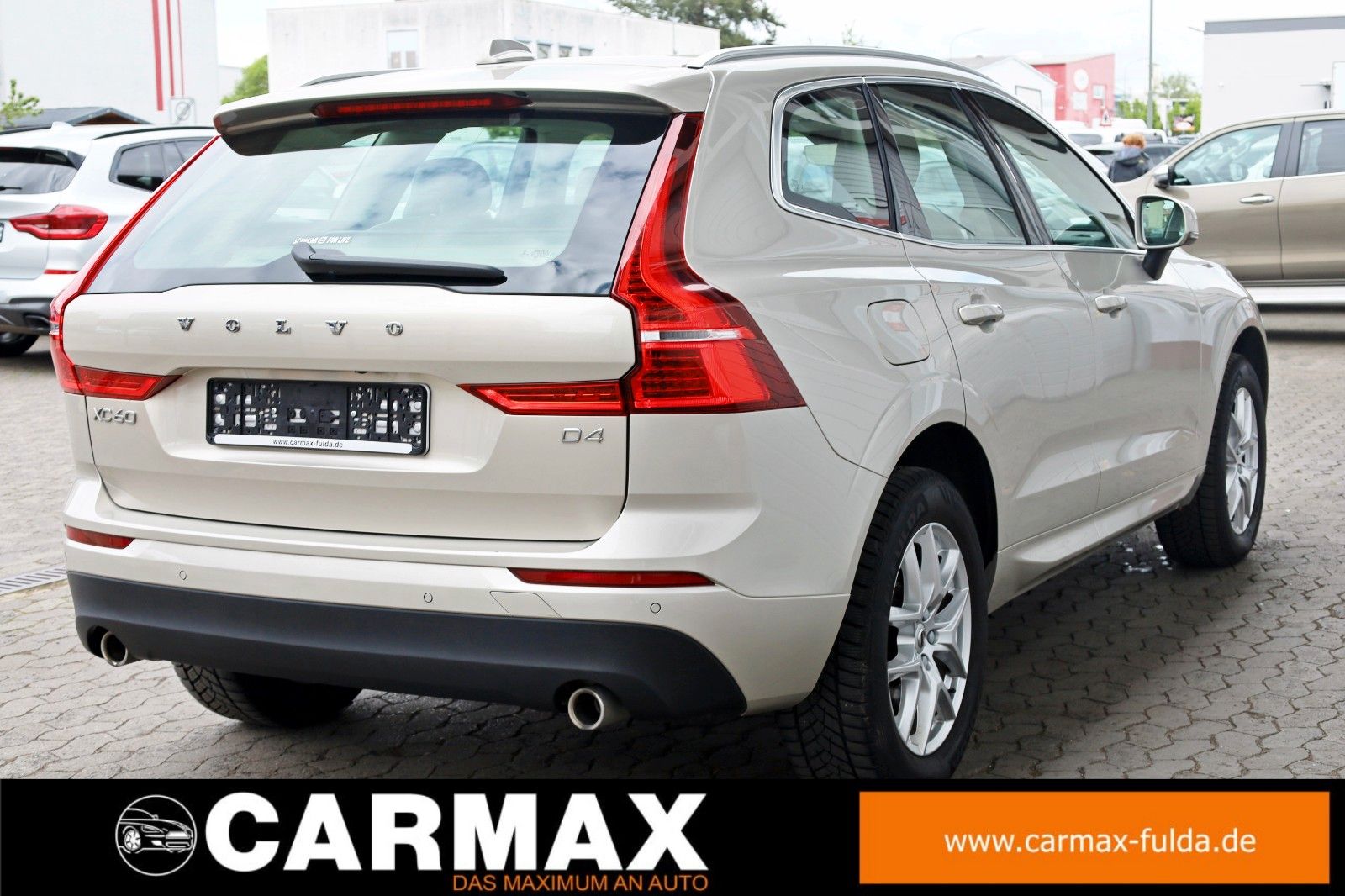 Fahrzeugabbildung Volvo XC60 Momentum Pro Leder,Navi,LED,SH,IntelliSafe