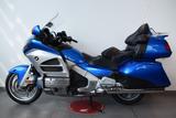 Honda GL1800 Gold Wing SC68 * Service & Reifen neu * - HONDA MOTORRAD