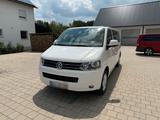 Volkswagen T5 Caravelle Lang, 9 Sitzer - Volkswagen T5 Caravelle aus 2015