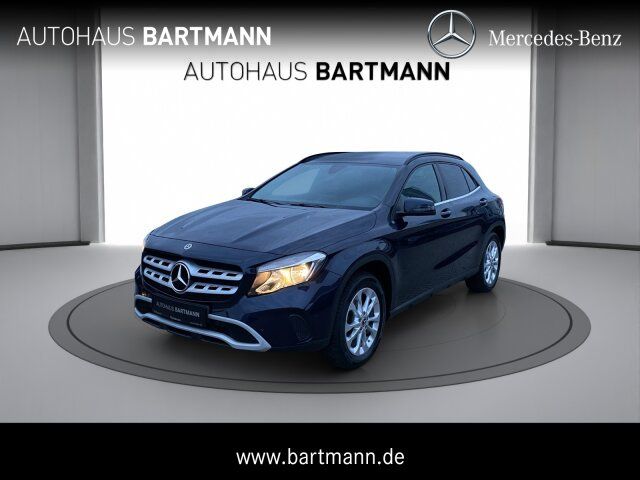 Mercedes-Benz GLA 180 Sport Utility Vehicle Style/Navi/Autom.