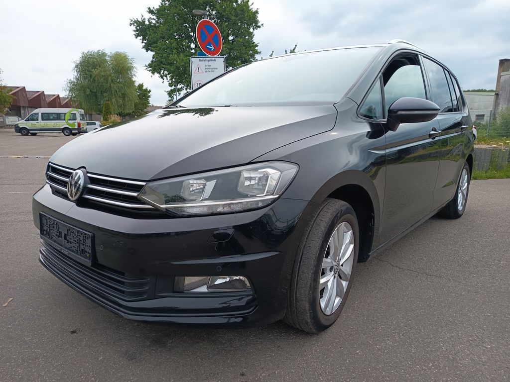 Image of Volkswagen Touran