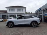 Ford Mustang Mach-E AWD 198 kW, 5-türig (Elektrischer - Ford: Weiß