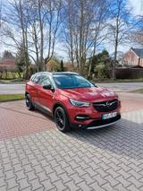 Opel Grandland (X) 1.6 Hybrid4 Ultimate Auto Ultimate - Opel Grandland (X) mit Hybrid-Antrieb: Rot