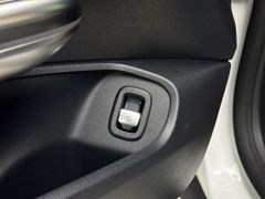 MERCEDES-BENZ CLE 200 Avantg Adv+ LedHP 360 AHK Leder 1.Hd