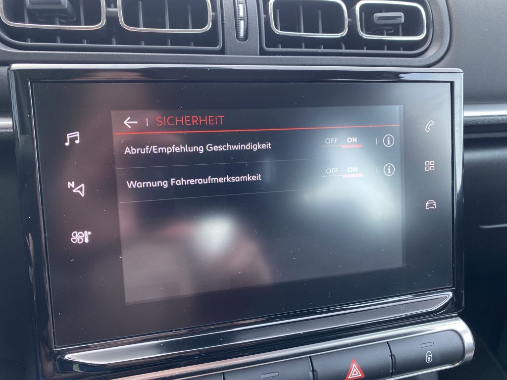 Fahrzeugabbildung Citroën C3 PT 83 S&S C-SERIES *Klimaautomatik*PDC hinten