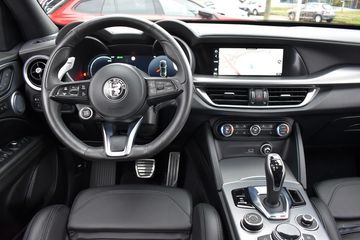 Alfa-Romeo Stelvio - 7