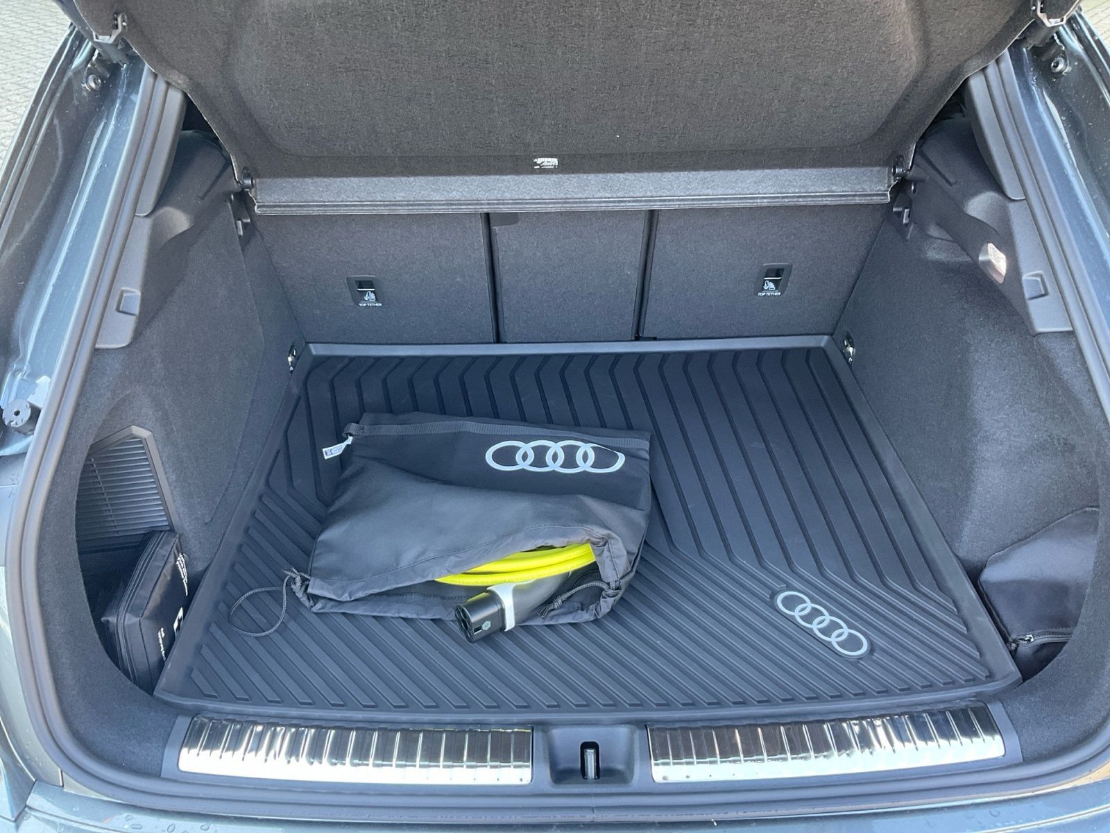 Audi Q3 SUV e-hybrid 2x S line MATRIX AHK HUD SONOS foto 25