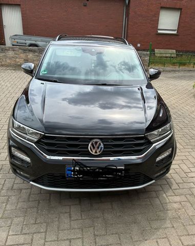 VW Verkauft wird ein VW T-Roc