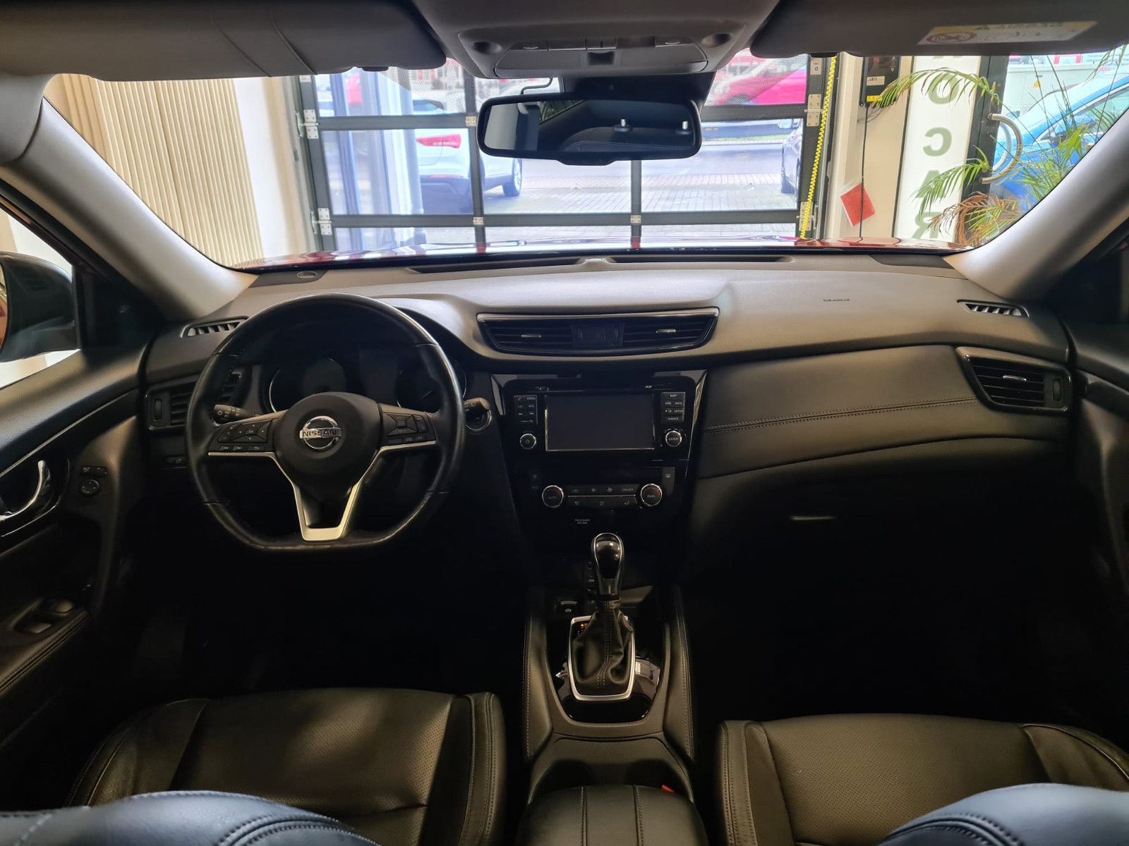 Fahrzeugabbildung Nissan X-Trail Tekna /NUR 40.TKM/SCHECKHEFT/LED/BOSE