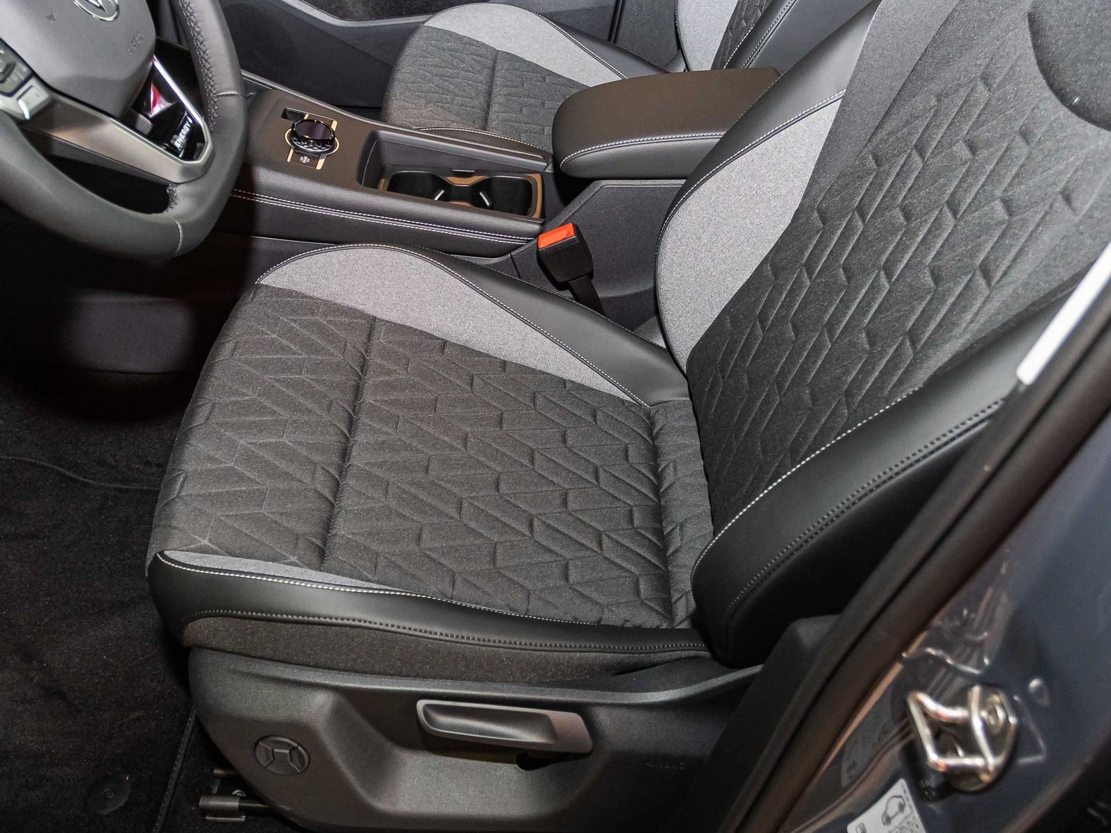 Volkswagen Tiguan - Bild 9