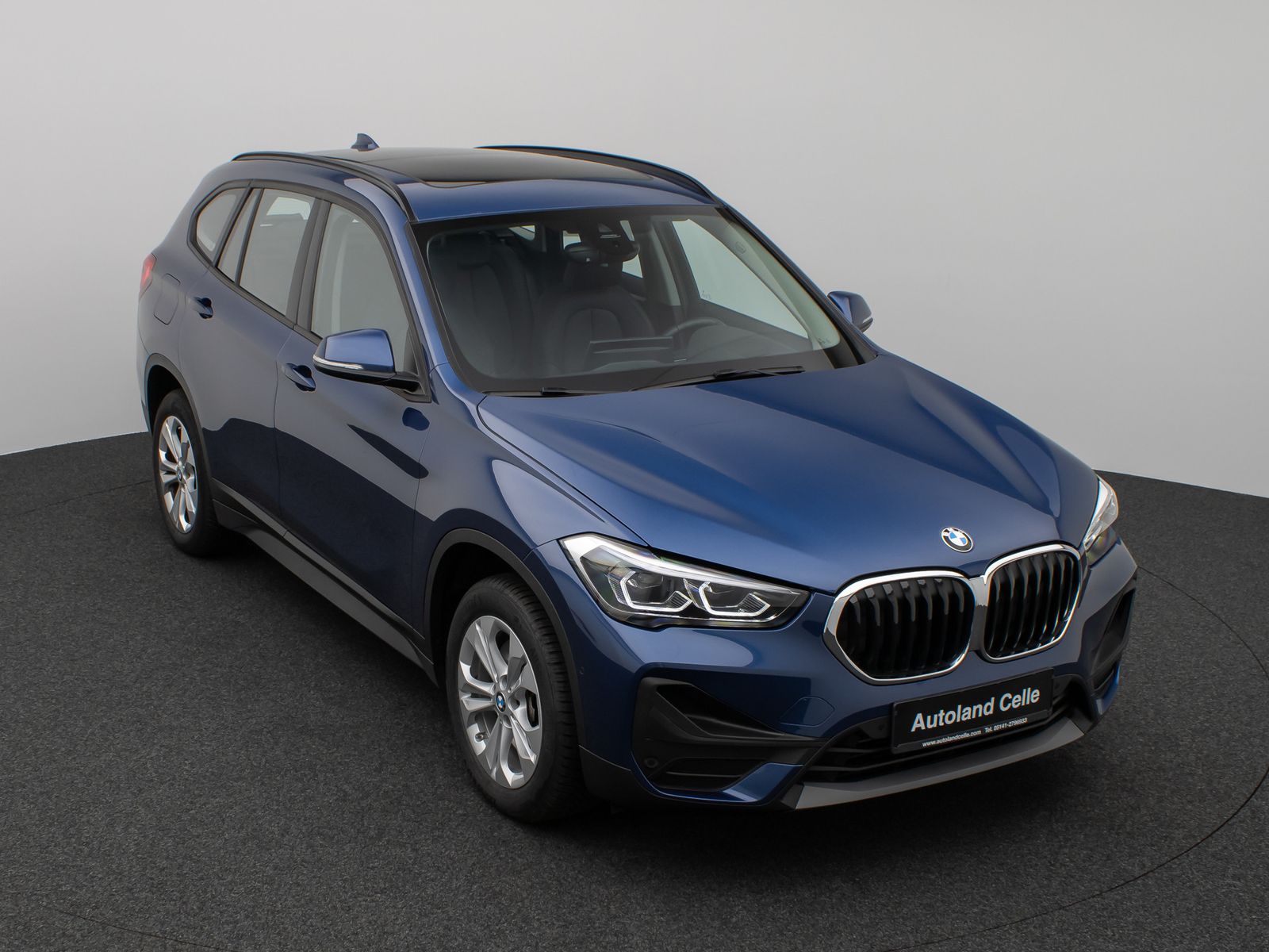 Fahrzeugabbildung BMW X1 xD20d ACC Kamera HUD DAB Memory Leder Panoram