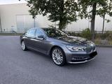 BMW 730Ld xDrive *SCHECKHEFT*TOP GEPFLEGT* - BMW 7er Reihe Gebrauchtwagen in Hamburg