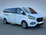 Ford Tourneo Custom 8 Sitze/Xenon/ACC/Extra lang - Behindertengerechte Ford Tourneo Custom