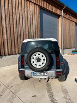 Land Rover Defender 3.0 D240 - blaue Land Rover Defender