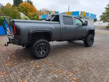Chevrolet Silverado 2500HD  Crew Cab 4*4 - graue Chevrolet Silverado