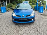 Renault Clio III Extreme - Renault Clio Extreme mit Benzin-Antrieb