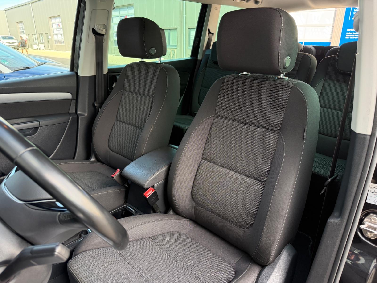 Volkswagen Sharan Comfortline|Navi|7Sitze|AHK|Alu|