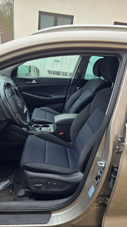 Image of Hyundai TUCSON