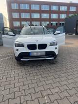 BMW Ich verkaufe einen BMW X1 85.000 km !! - BMW X1: Km0