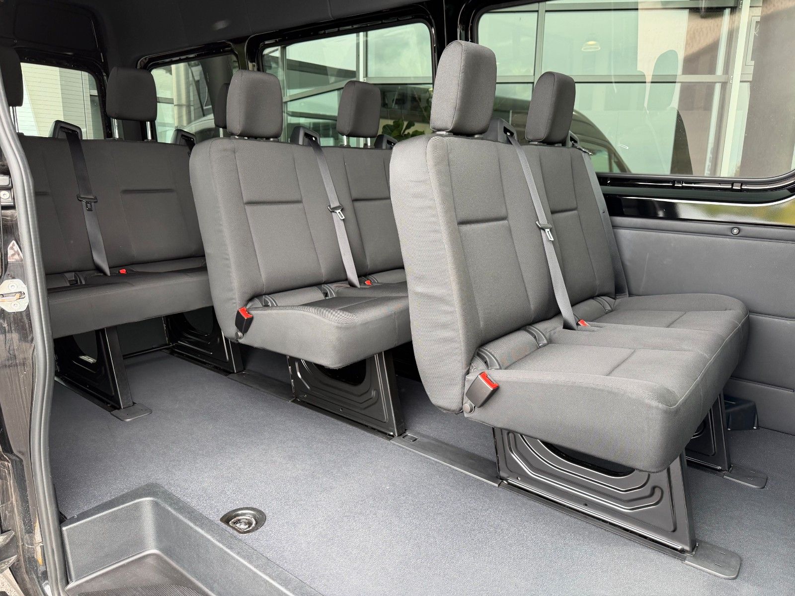 Fahrzeugabbildung Mercedes-Benz Sprinter 317 CDI 4325 Tourer Dachklima AHK