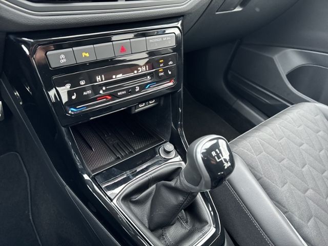 T-Cross GOAL 1.0 TSI LED APP-CON ACC SHZG PDC KL