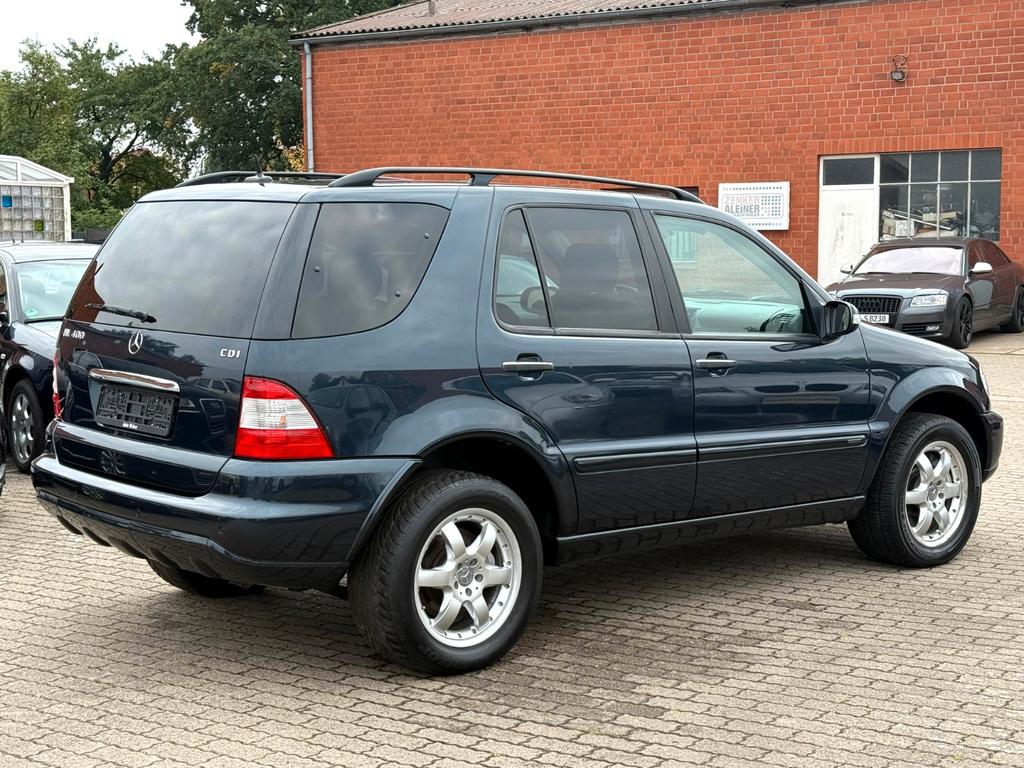 Mercedes-Benz ML 400