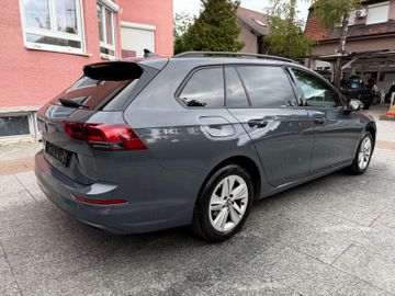 Volkswagen Golf - 8