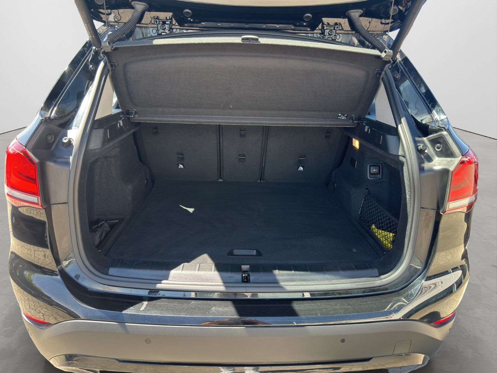 BMW X1 xDrive 25 e Advantage | Business | LED | WKR foto 17