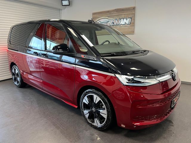 Volkswagen T7 Multivan Style Panorama LED ACC vis-a-vis