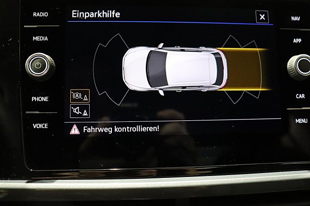 T-Roc 1.5 TSI Style 110kW EasyOpen Navi Anschlus