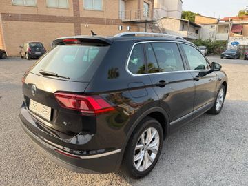 Volkswagen Tiguan - 10