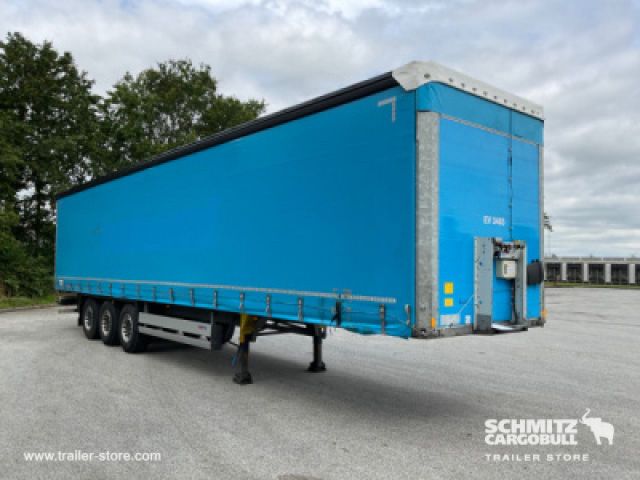 Schmitz Cargobull Semi Curtainsider Standard