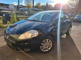 Fiat Grande Punto 1.4 *Klima-1.Hand-Scheckheft* - Fiat Grande Punto Gebrauchtwagen in Stuttgart