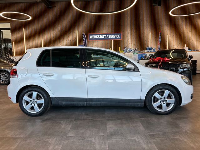 Volkswagen Golf VI*TEMPO*NAVI*PDC*ALCANTARA*1-HAND*