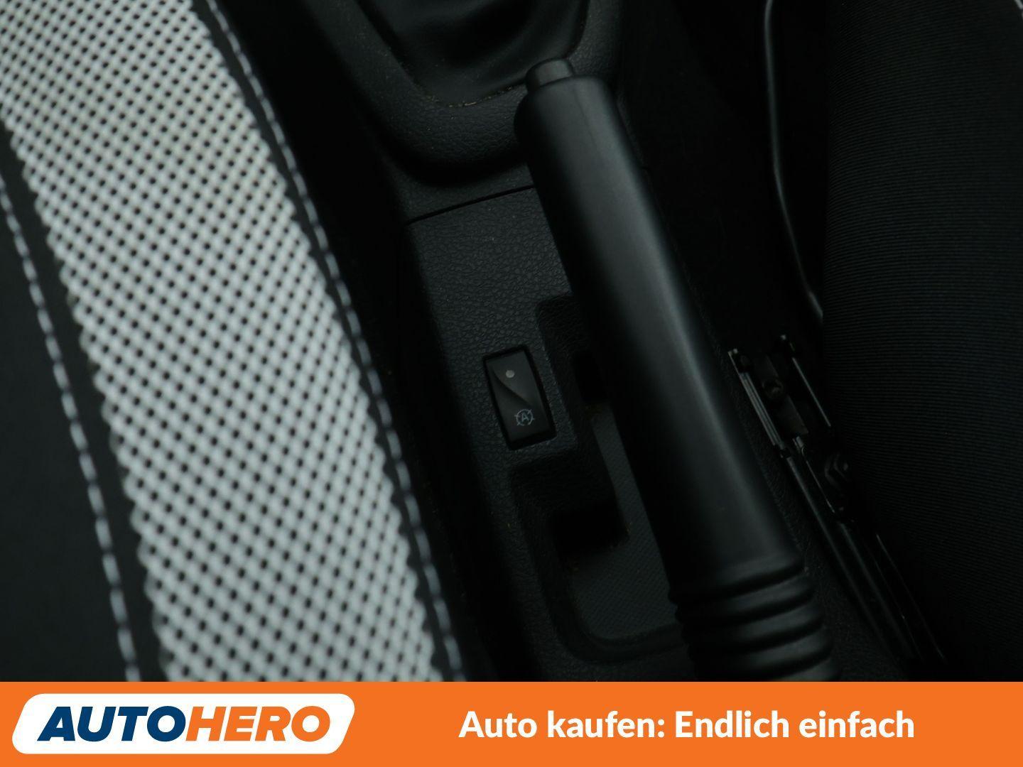 Dacia Sandero 0.9 TCe Stepway Celebration Aut.*NAVI*