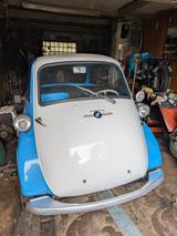 BMW Isetta 4-rädige Variante  - BMW mit Benzin-Antrieb: Kleinwagen, Isetta