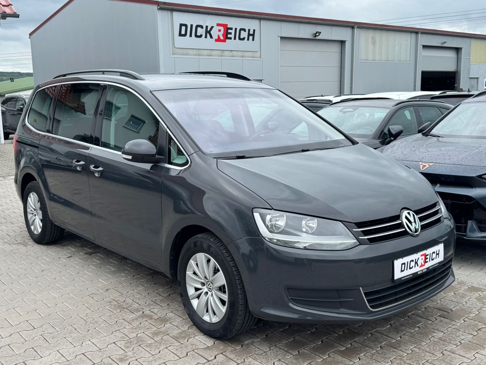 Fahrzeugabbildung Volkswagen Sharan 2.0 TDI Comfortl. AHK*KLIMA*TEMP*NAVI*PDC