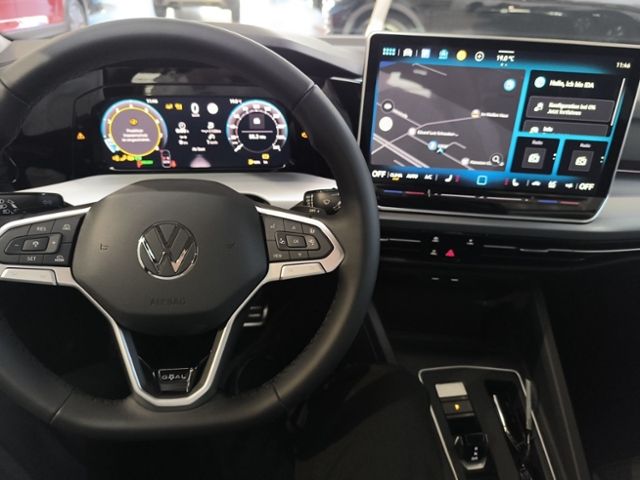 Fahrzeugabbildung Volkswagen Golf Variant Goal 1.5 eTSI OPF 110 kW (150 PS) 7
