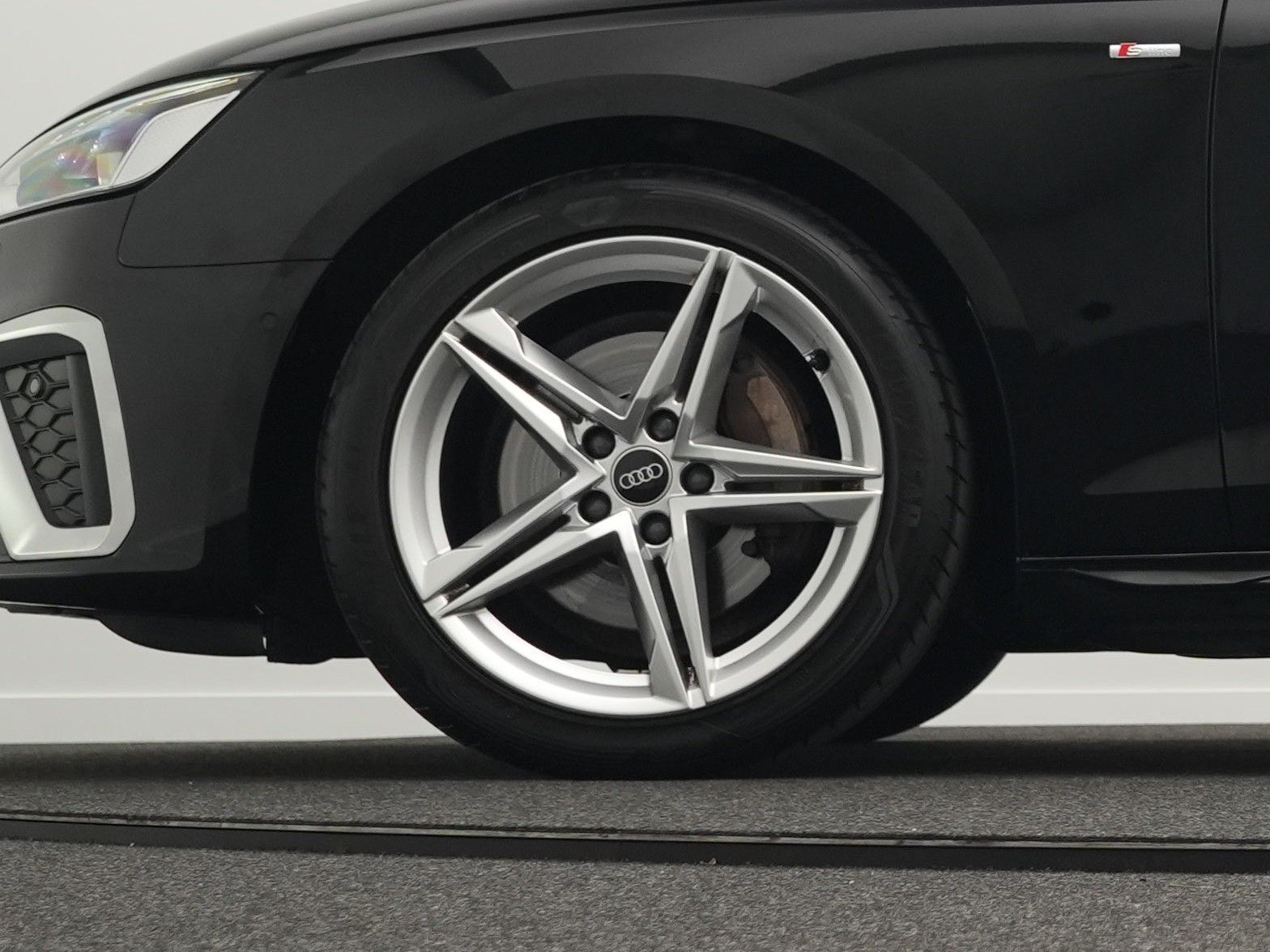 Audi A4 - Bild 47