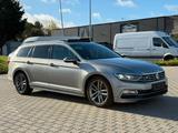 Volkswagen Passat *R Line *Volleder *Navi *LED *AHK.*Hu Neu