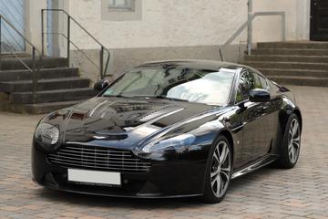2009 Aston Martin V12 VANTAGE 照片 2