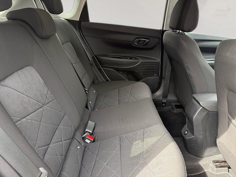 Fahrzeugabbildung Hyundai BAYON 1.0T 120PS 48V DCT Prime Assistenzpaket Pl