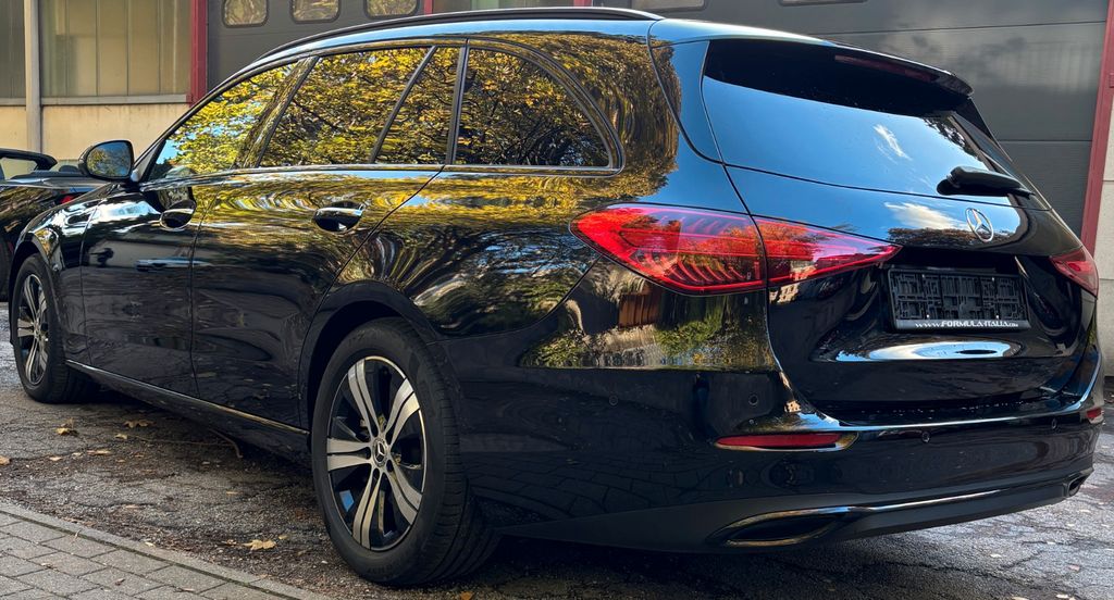 MERCEDES-BENZ C-Class 2023